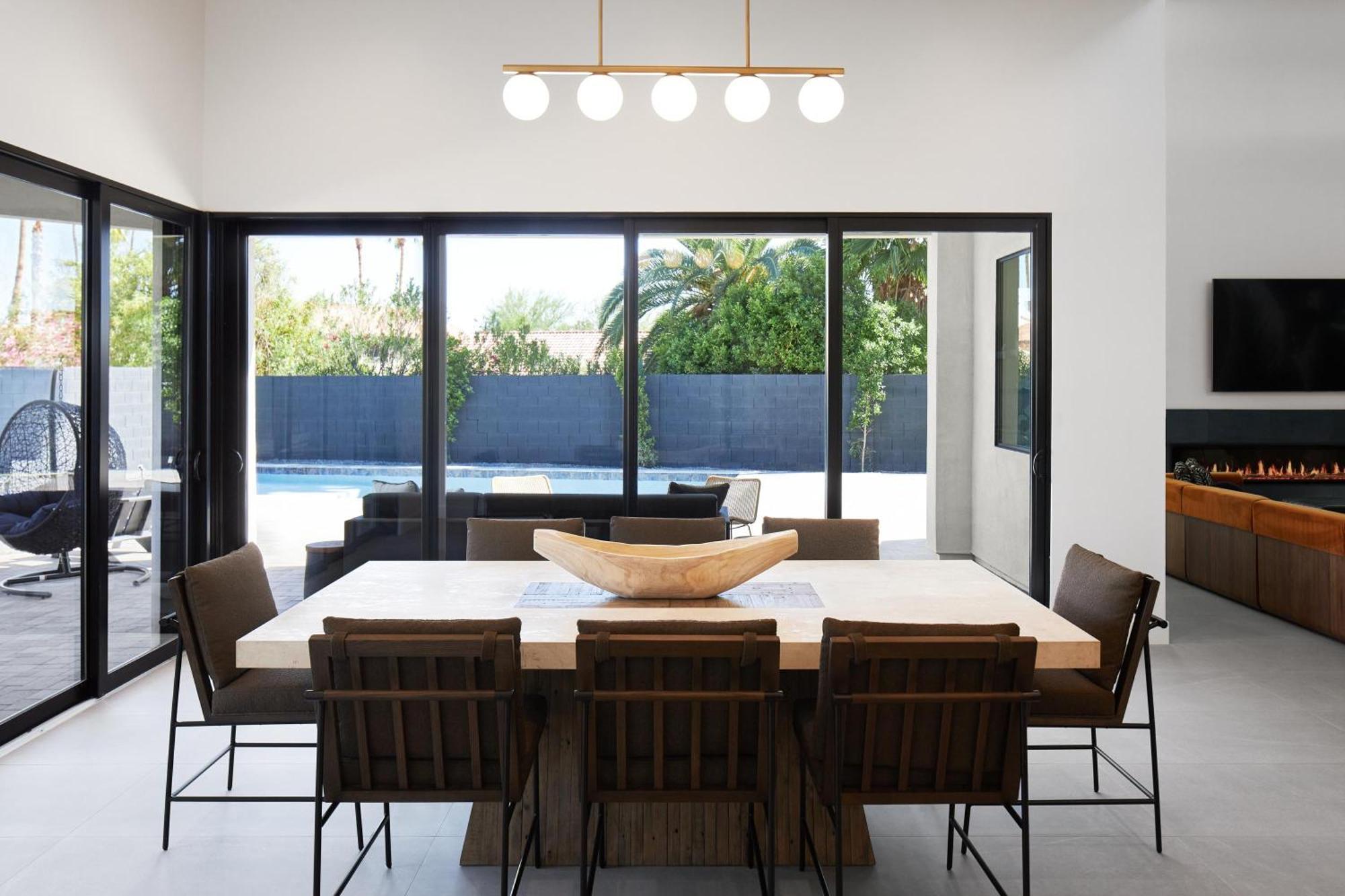 Lenny Luxe-brand New Designer Home-private Pool Holiday home *